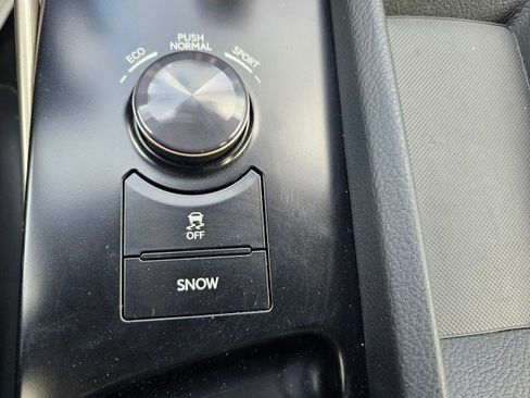 Used 2014 Lexus IS 250 image 37