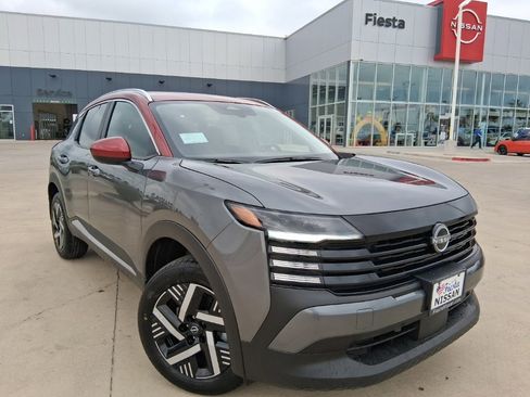 New 2026 Nissan Kicks SV image 1