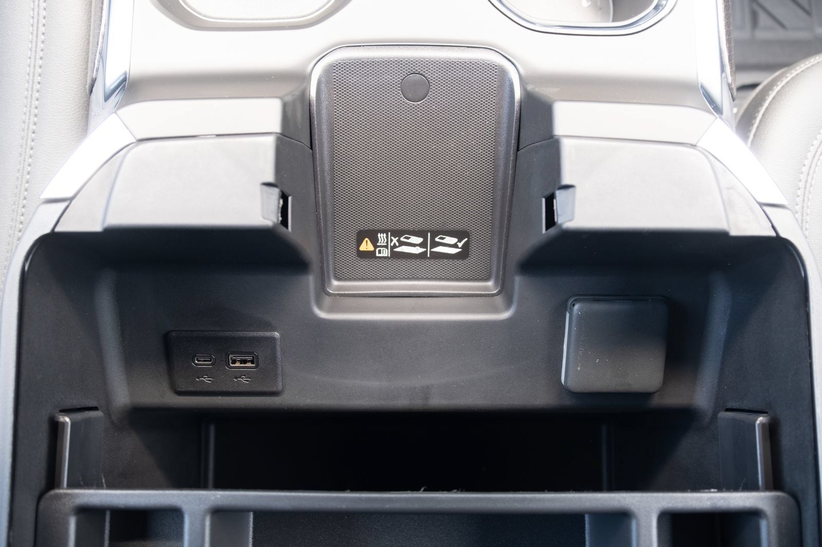 New 2026 Chevrolet Silverado 1500 RST w/ Convenience Package II AWD/4WD image 9