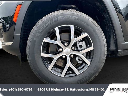 New 2025 Jeep Grand Cherokee L Limited AWD/4WD image 11