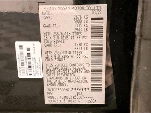 Used 2022 Nissan Pathfinder SV w/ SV Premium Package image 28