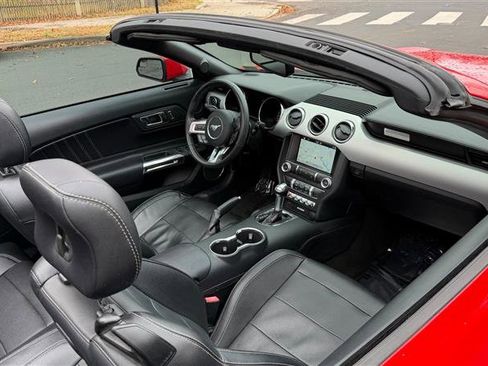 Used 2017 Ford Mustang Premium image 26