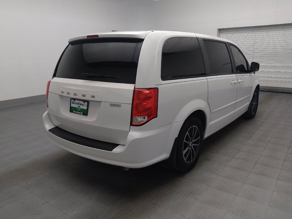 Used 2015 Dodge Grand Caravan SE w/ Quick Order Package 29E SE FWD image 9