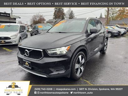Used 2019 Volvo XC40 T5 Momentum