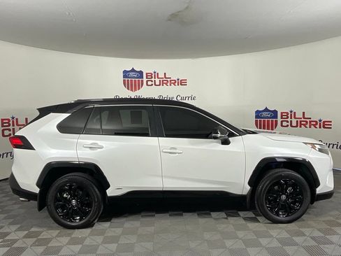 Used 2024 Toyota RAV4 XSE AWD/4WD image 2