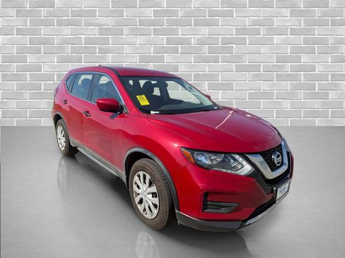 Used 2017 Nissan Rogue S AWD/4WD image 5