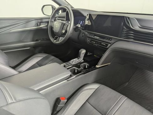 Used 2025 Toyota Camry XSE AWD/4WD image 20