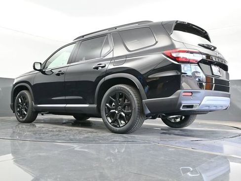 Used 2025 Honda Pilot Touring image 22