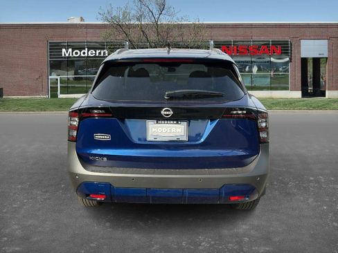 New 2026 Nissan Kicks SV image 3