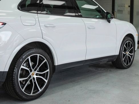 Used 2020 Porsche Cayenne S AWD/4WD image 39