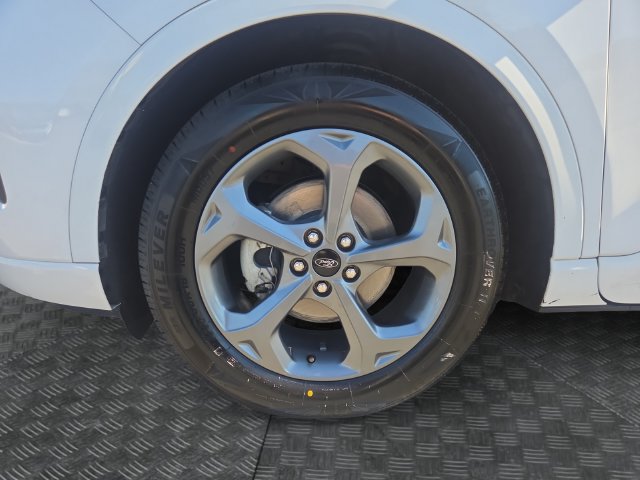 Used 2023 Ford Escape ST-Line w/ Tech Pack #1 FWD image 33