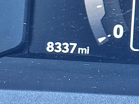 Certified 2025 Toyota Tacoma SR5 image 33