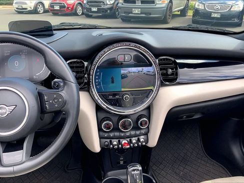 Used 2022 MINI Cooper S image 6