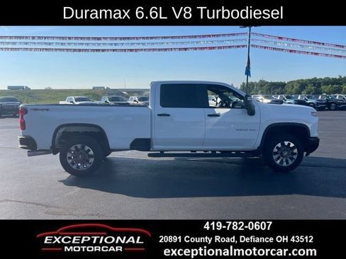 Used 2024 Chevrolet Silverado 2500 Custom w/ Custom Value Package AWD/4WD image 8