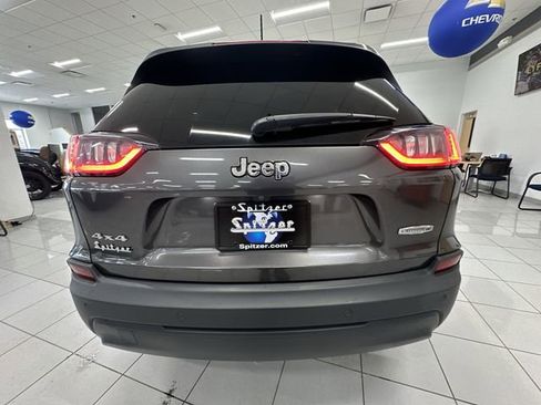 Used 2020 Jeep Cherokee Latitude Plus w/ Cold Weather Group image 33