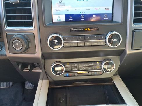 Used 2020 Ford Expedition Platinum image 15