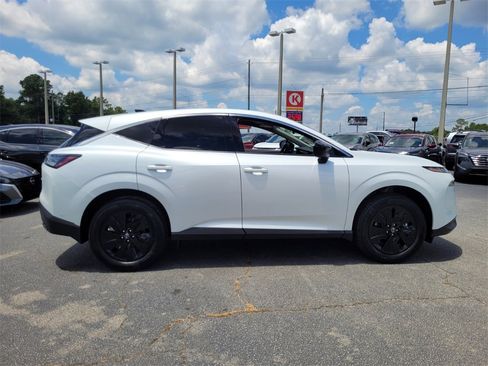 New 2025 Nissan Murano SV image 10