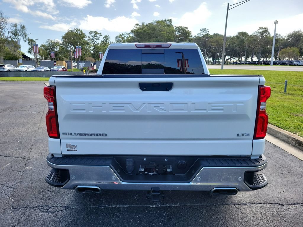 Used 2020 Chevrolet Silverado 1500 LTZ w/ LTZ Premium Package AWD/4WD image 9