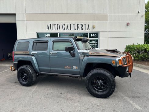 Used 2006 HUMMER H3 AWD/4WD image 2