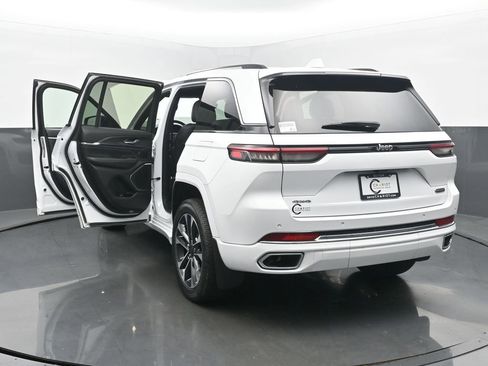 Used 2023 Jeep Grand Cherokee Overland image 56