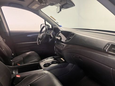 Used 2022 Honda Pilot Special Edition image 11