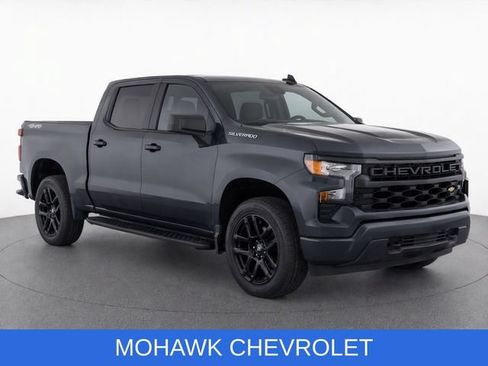 Used 2022 Chevrolet Silverado 1500 Custom AWD/4WD image 2
