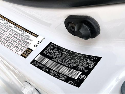 Used 2022 Toyota Corolla LE image 34