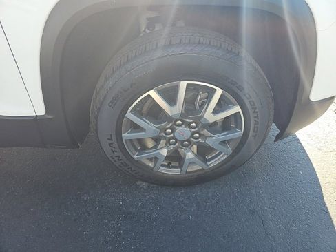 Used 2023 GMC Acadia SLE w/ Driver Convenience Package image 86