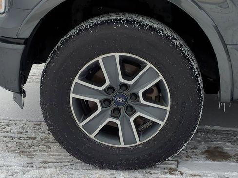 Used 2016 Ford F150 XLT w/ Equipment Group 302A Luxury image 14