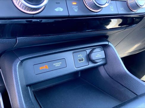 Used 2023 Honda Civic Sport image 35
