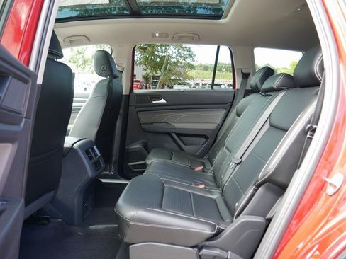 Used 2022 Volkswagen Atlas SE image 14