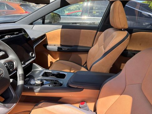 Used 2023 Lexus RZ 450e Premium w/ Technology Package AWD/4WD image 5