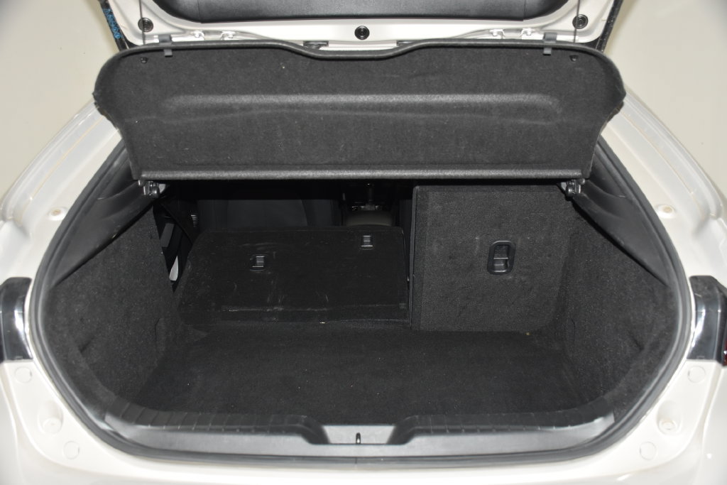 Used 2024 MAZDA MAZDA3 s FWD image 27