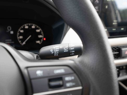 New 2026 Honda HR-V LX image 14