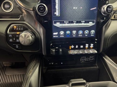 Used 2019 RAM 1500 Limited image 3