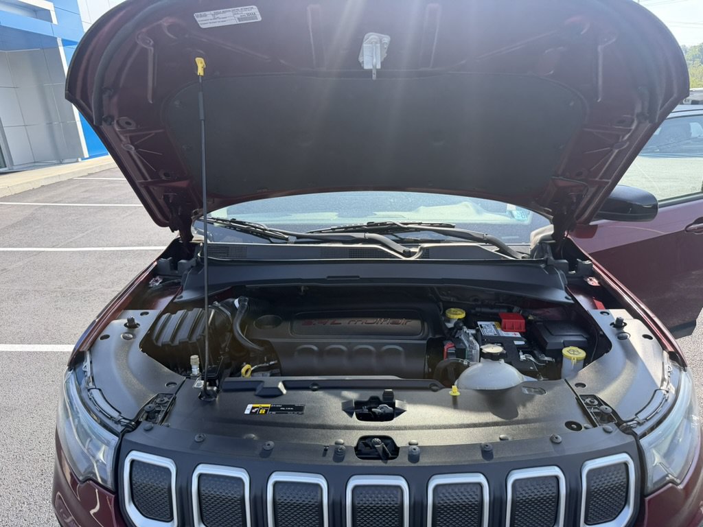 Used 2022 Jeep Compass Latitude AWD/4WD image 30