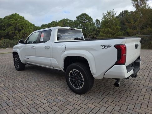 Certified 2025 Toyota Tacoma TRD Sport image 9