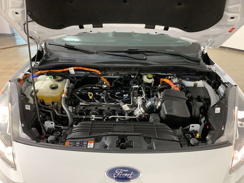 Used 2022 Ford Escape SE w/ Convenience Package FWD image 39