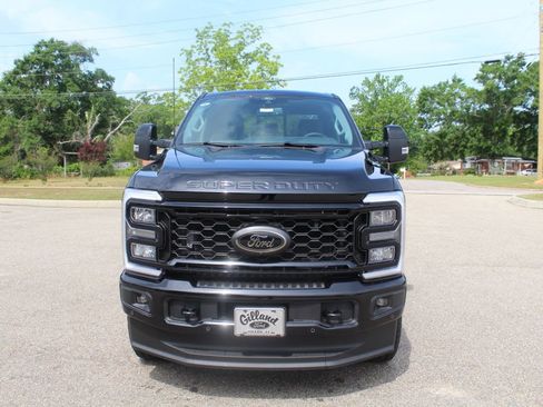 New 2026 Ford F250 Lariat w/ Black Appearance Package AWD/4WD image 10