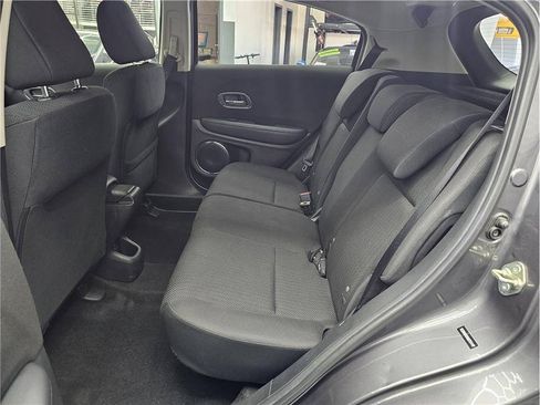 Used 2016 Honda HR-V EX image 11