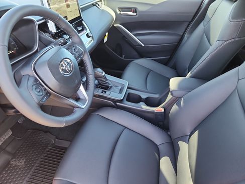 New 2026 Toyota Corolla Cross XLE w/ Convenience Package image 7