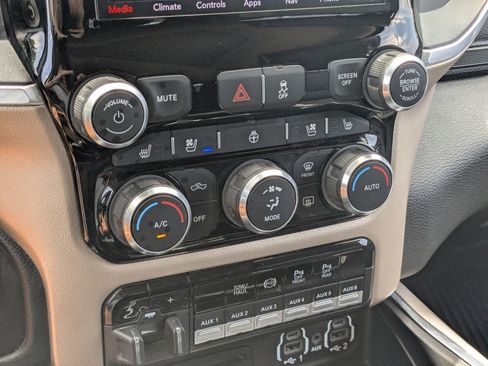 Used 2019 RAM 3500 Laramie AWD/4WD image 24