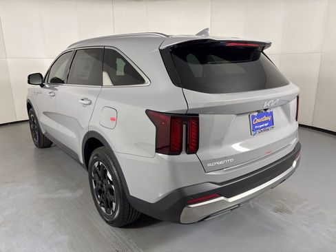 New 2026 Kia Sorento S AWD/4WD image 6