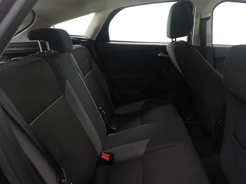 Used 2014 Ford Focus SE image 12