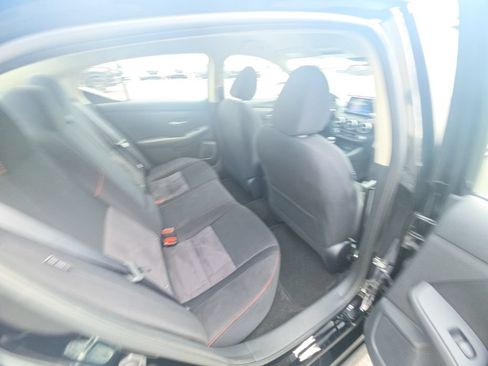 Used 2025 Nissan Sentra SR FWD image 31
