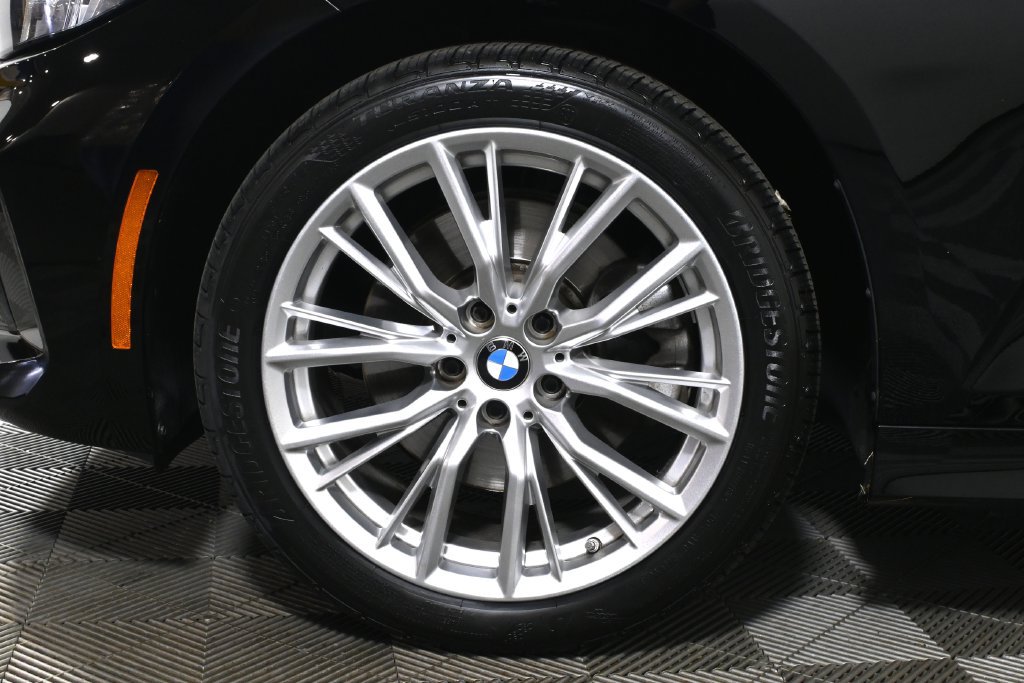 Certified 2023 BMW 330i xDrive Sedan w/ Driving Assistance Package AWD/4WD image 12
