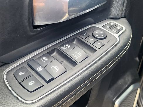 Used 2024 RAM 2500 Laramie w/ Safety Group AWD/4WD image 11