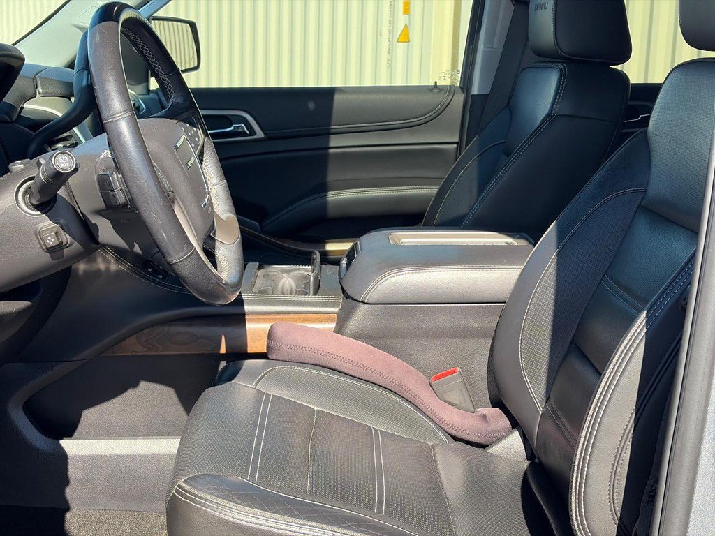Used 2018 GMC Yukon XL Denali w/ Denali Ultimate Package AWD/4WD image 5