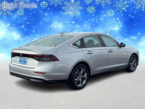 Used 2024 Honda Accord EX image 6