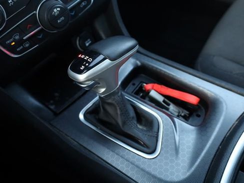 Used 2018 Dodge Charger SXT Plus image 26